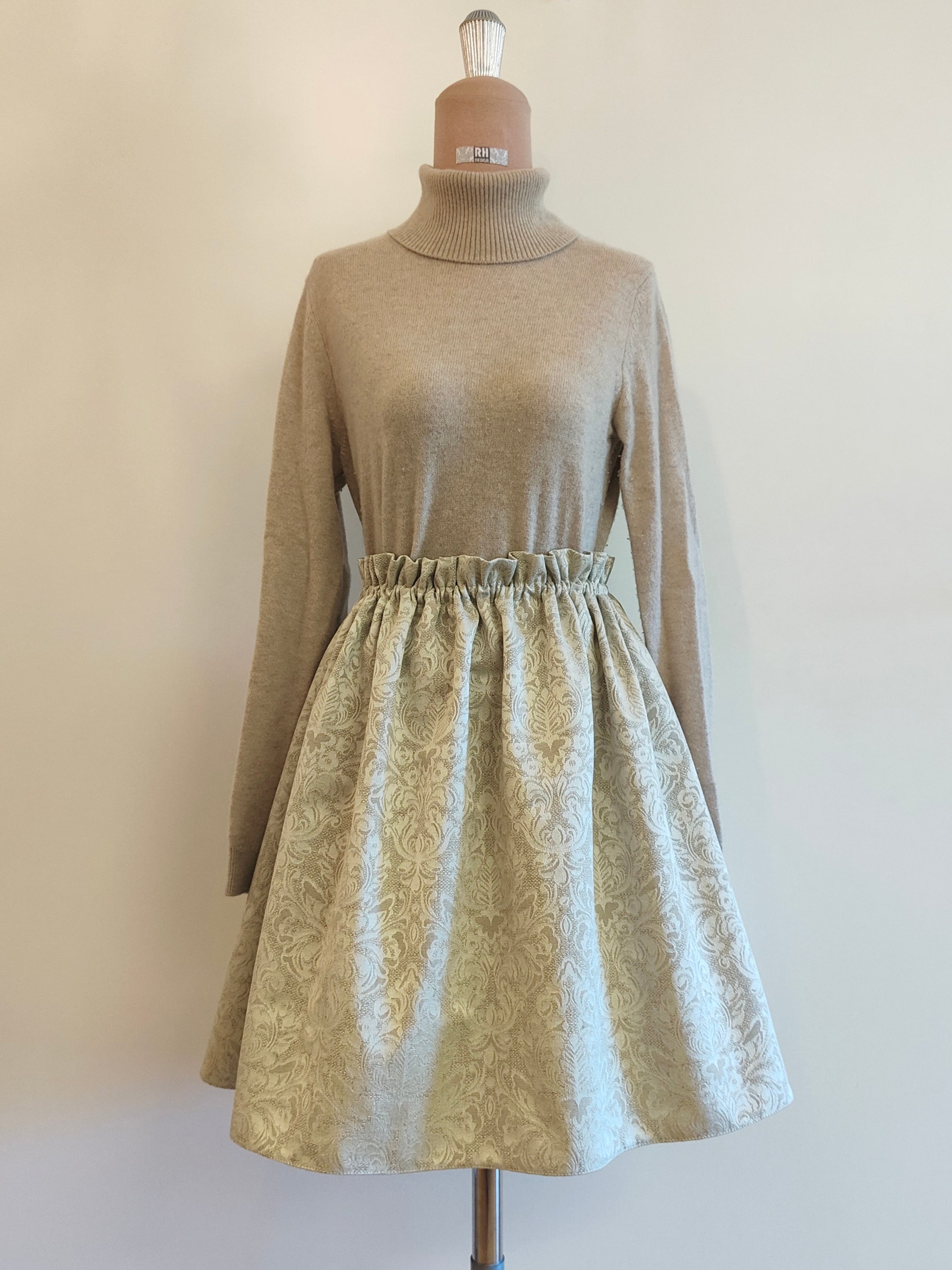 Handgemachter Damenrock aus Jacquard – Unikat in A-Linie mit Gummibund Modell: Lotta