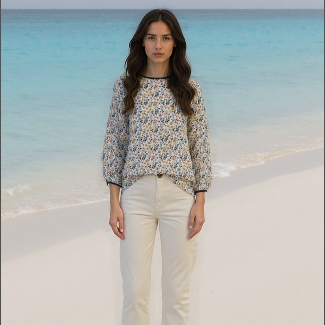 Bluse mit Blumen